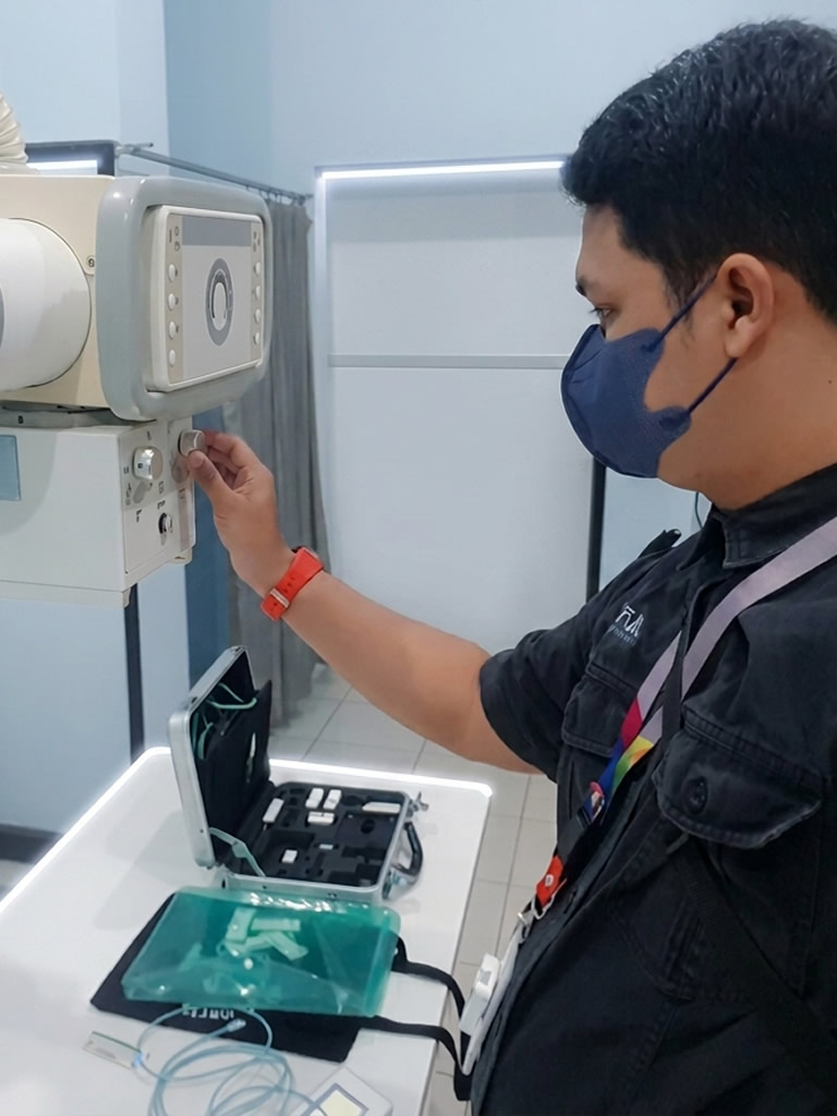 Tim Teknisi Berpengalaman